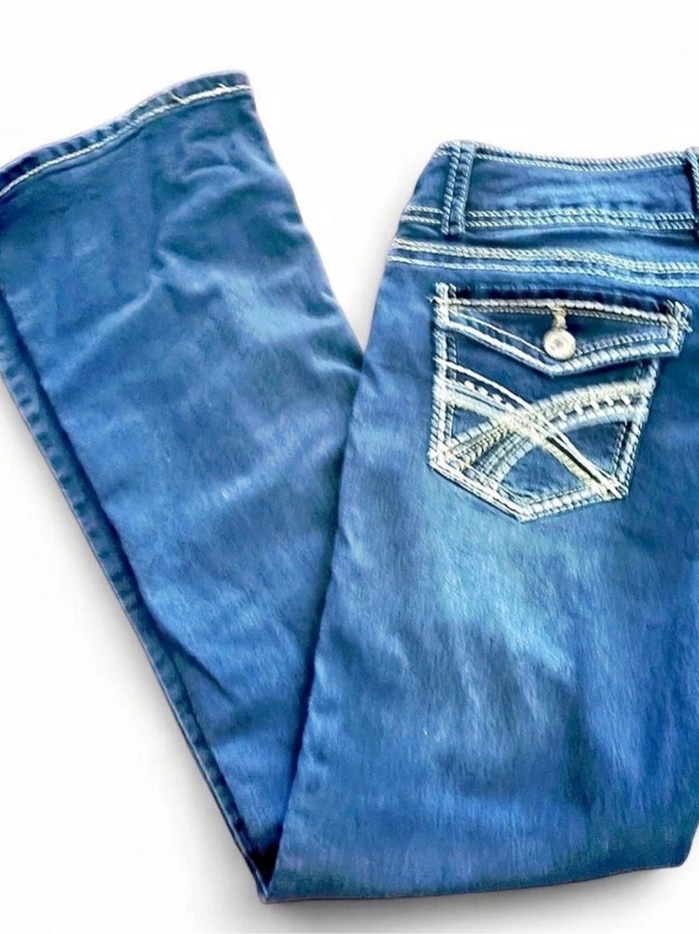 Wallflower bootcut jeans in Blue Like New